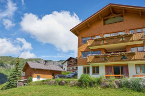 Гостиница dr'Berghof, Дамюльс